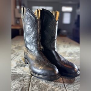 Men’s size 11 3E Black leather Boulet biltrite rubber soled cowboy boots
